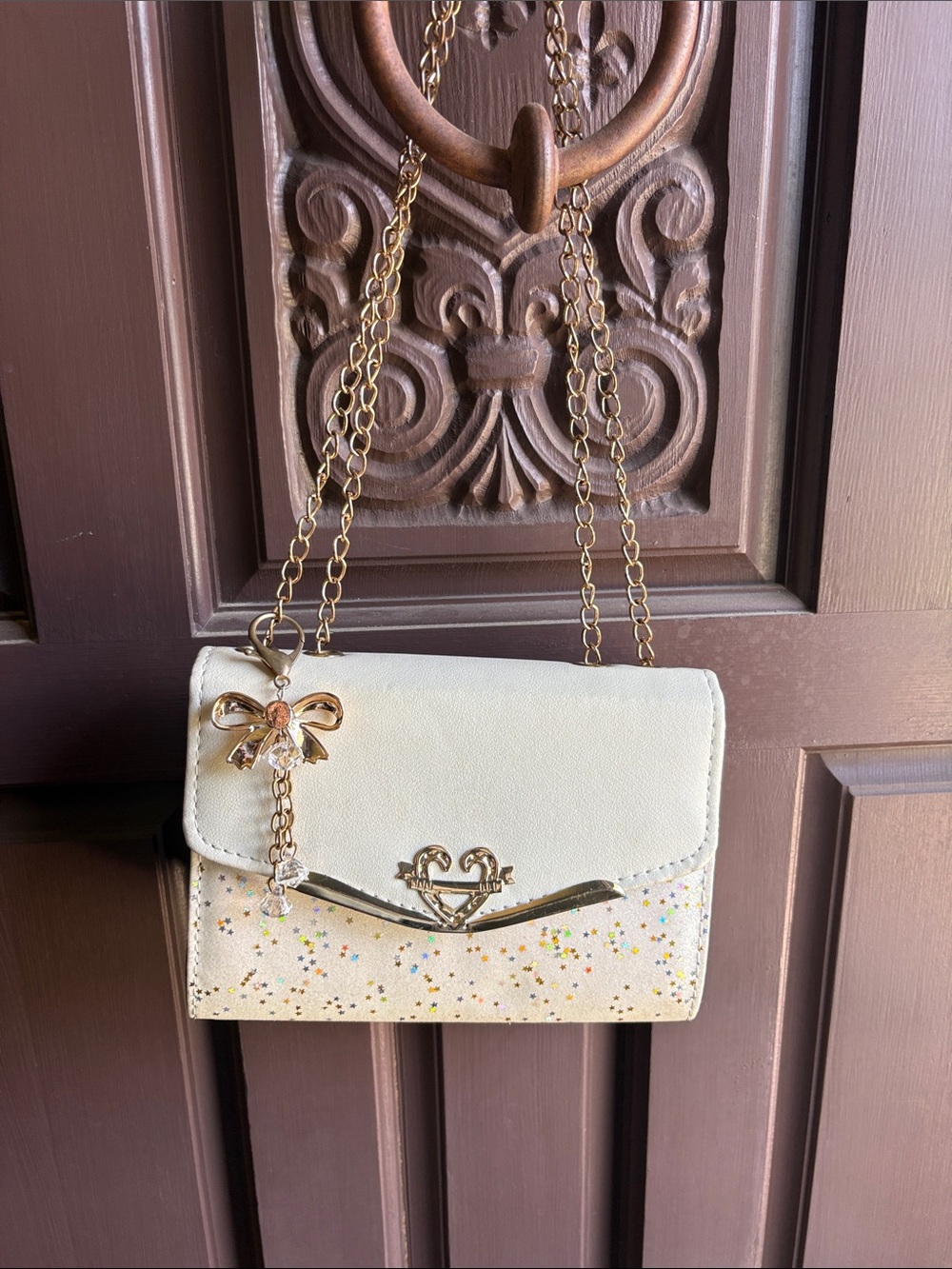 Cream Glitter Chain Shoulder Bag with Gold Accents